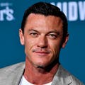 Luke Evans Talks ‘The Alienist’ and Filming ‘Nine Perfect Strangers’